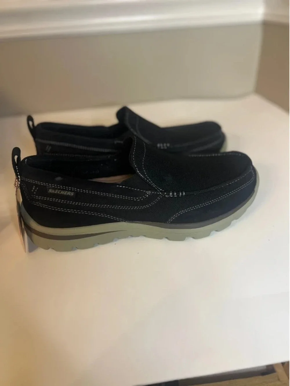 Skechers Superior Milford Men’s 9 Extra Wide Relaxed Fit Memory Foam Shoes NIB